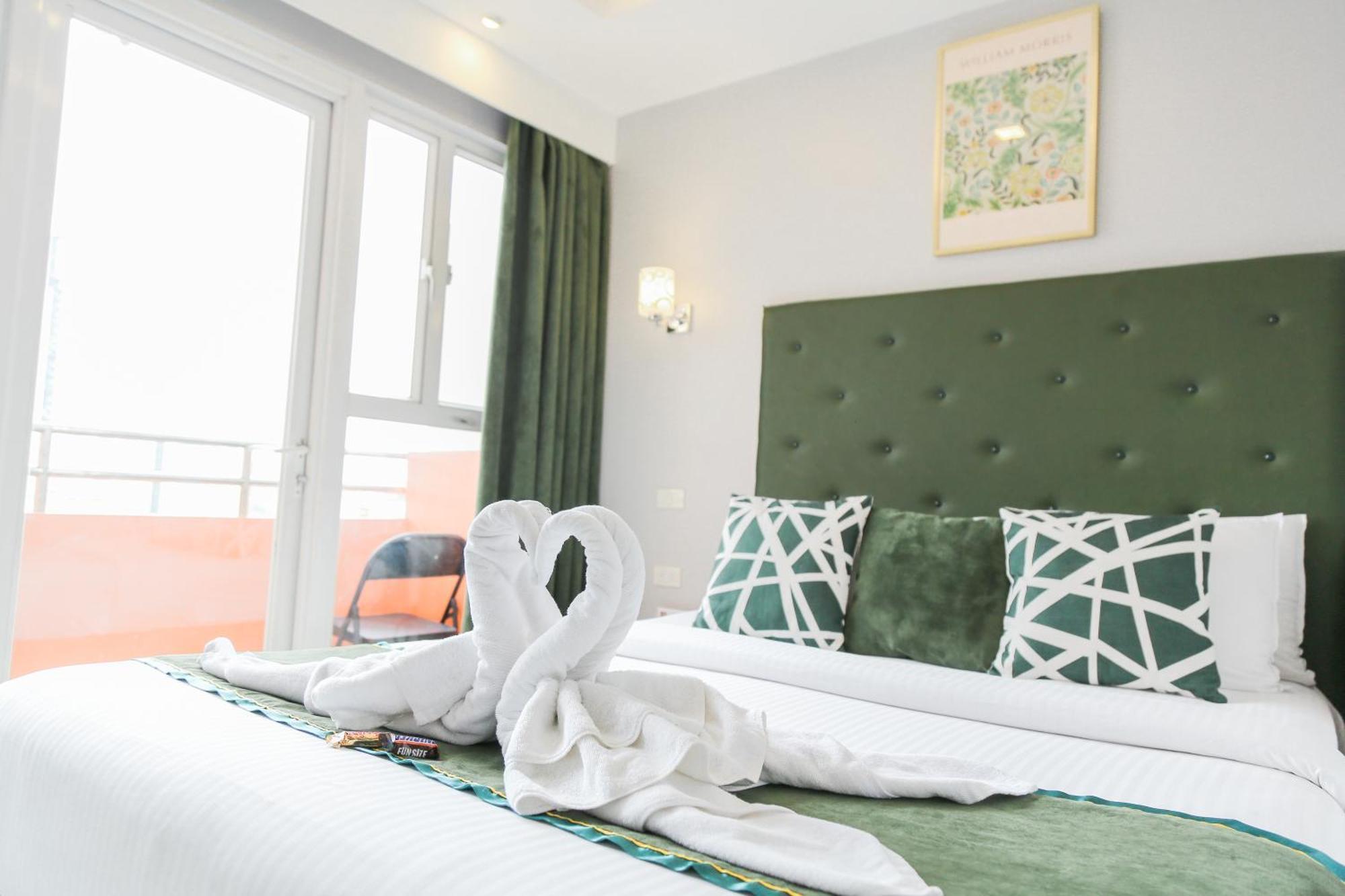 Pacific Bay Grand Suites Манила Экстерьер фото